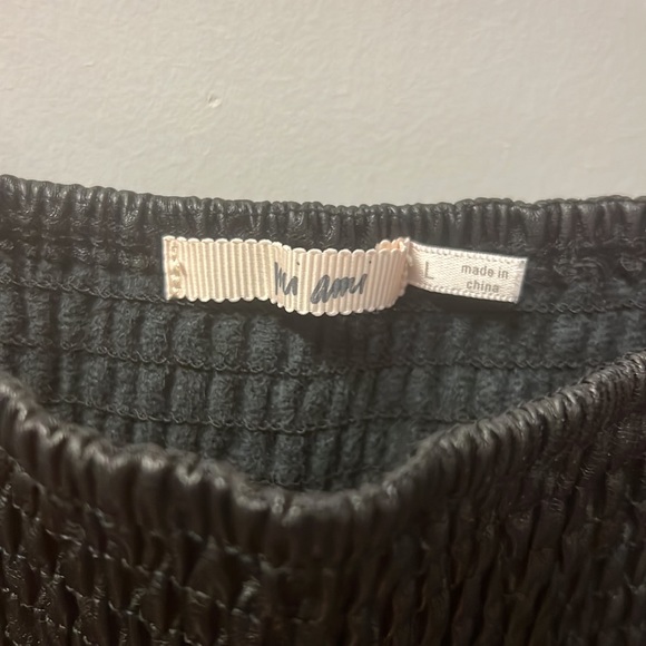 Francescas faux leather smocked black top - Picture 2 of 2